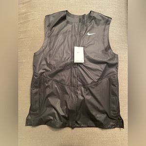 Men’s Extra Lightweight Nike Vest - NWT